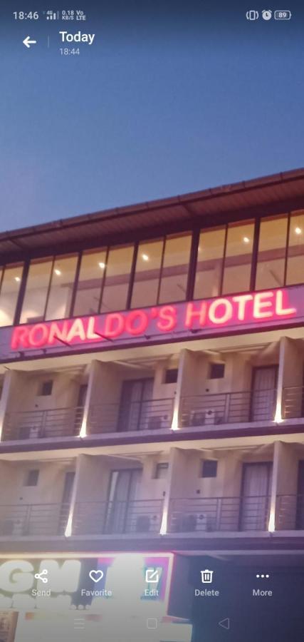 Ronaldos Old Goa Hotell Panaji Eksteriør bilde